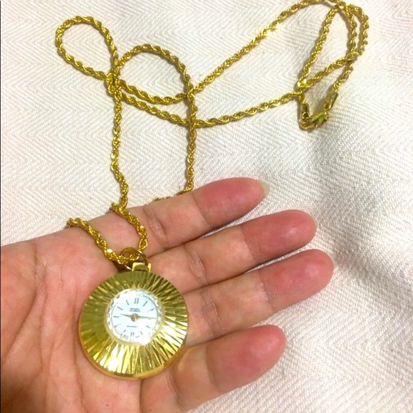 🖤VTG💕WATCH NECKLACE - Picture 1 of 8